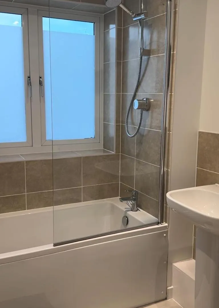 Cozy City Apartment In Rainham